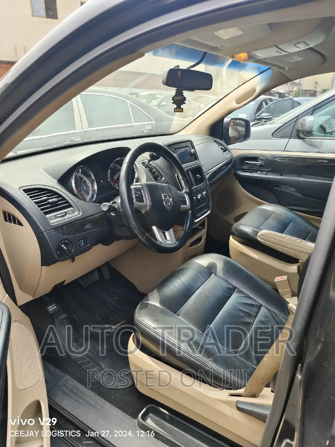 Dodge B3500 2010 Black