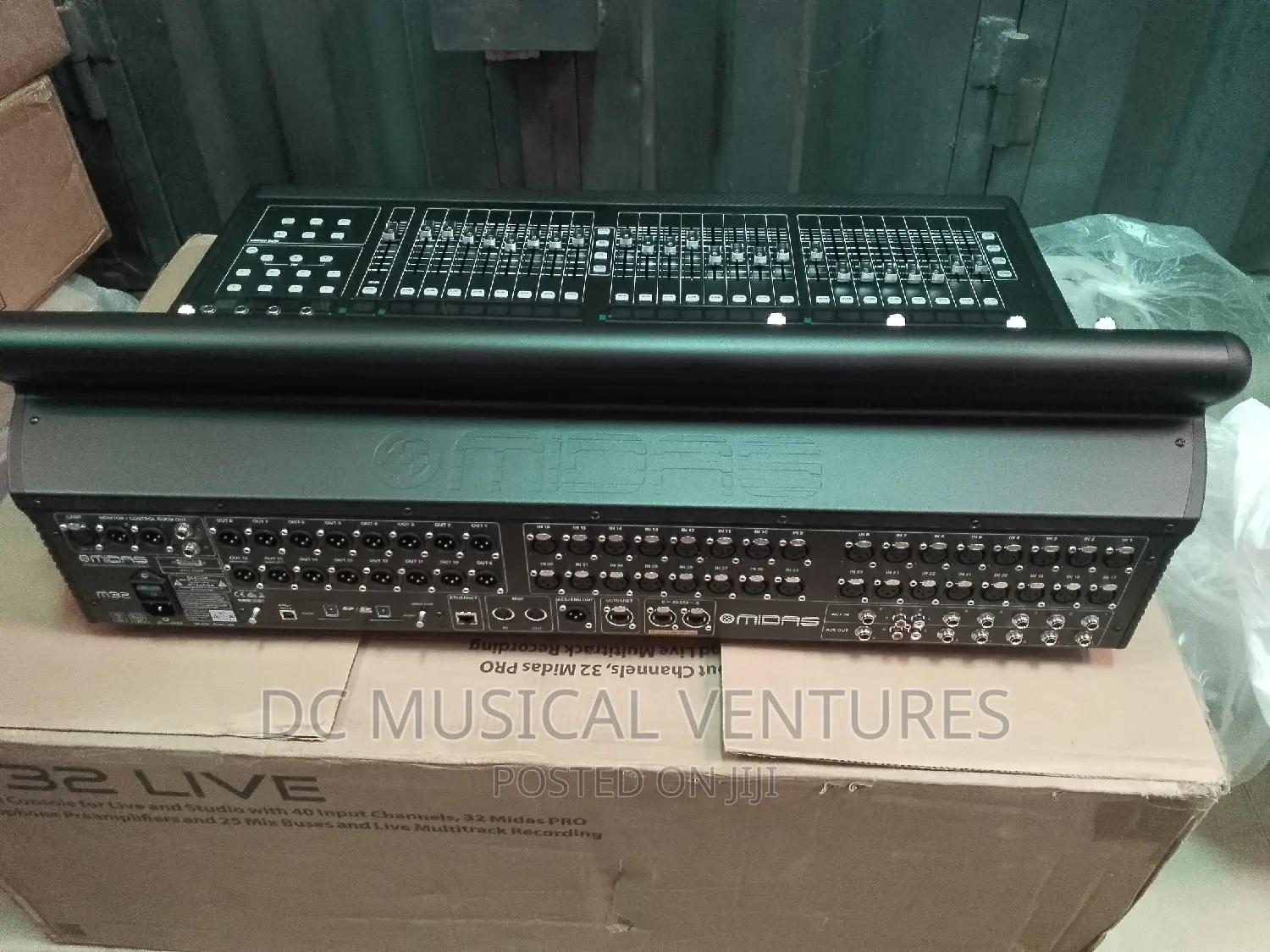 Digital Mixer M32 Midas