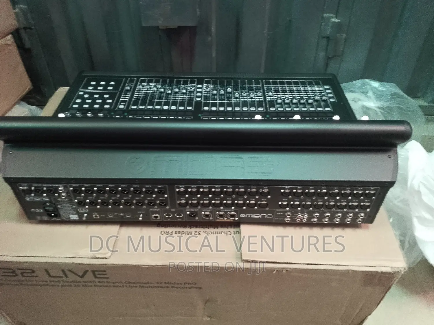Digital Mixer M32 Midas