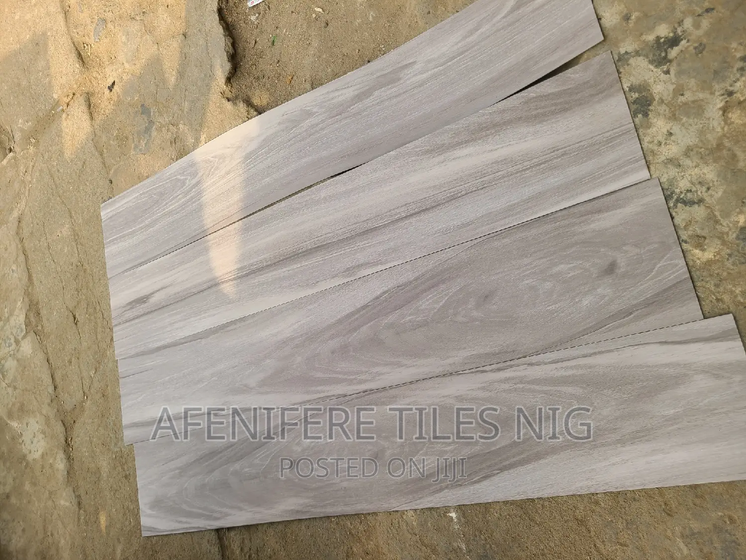 1.8 Vinyl Rubber Floor Tiles