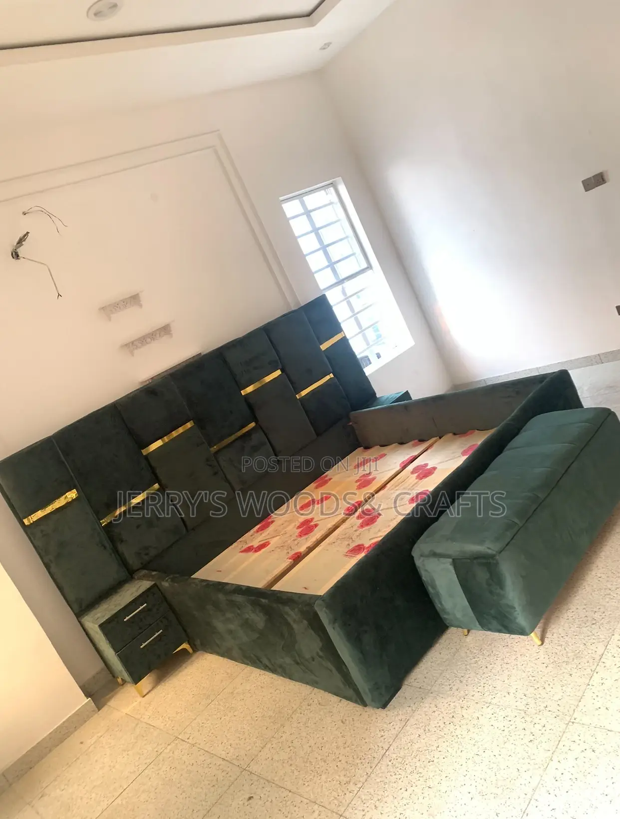 7by6 Padded Bedframe