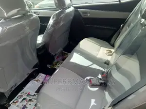 Toyota Corolla 2015 Silver