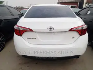 Toyota Corolla 2015 White