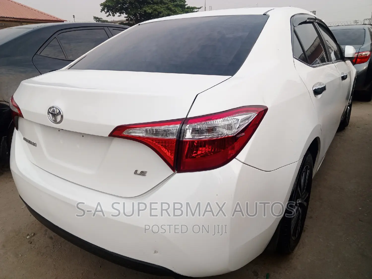 Toyota Corolla 2015 White