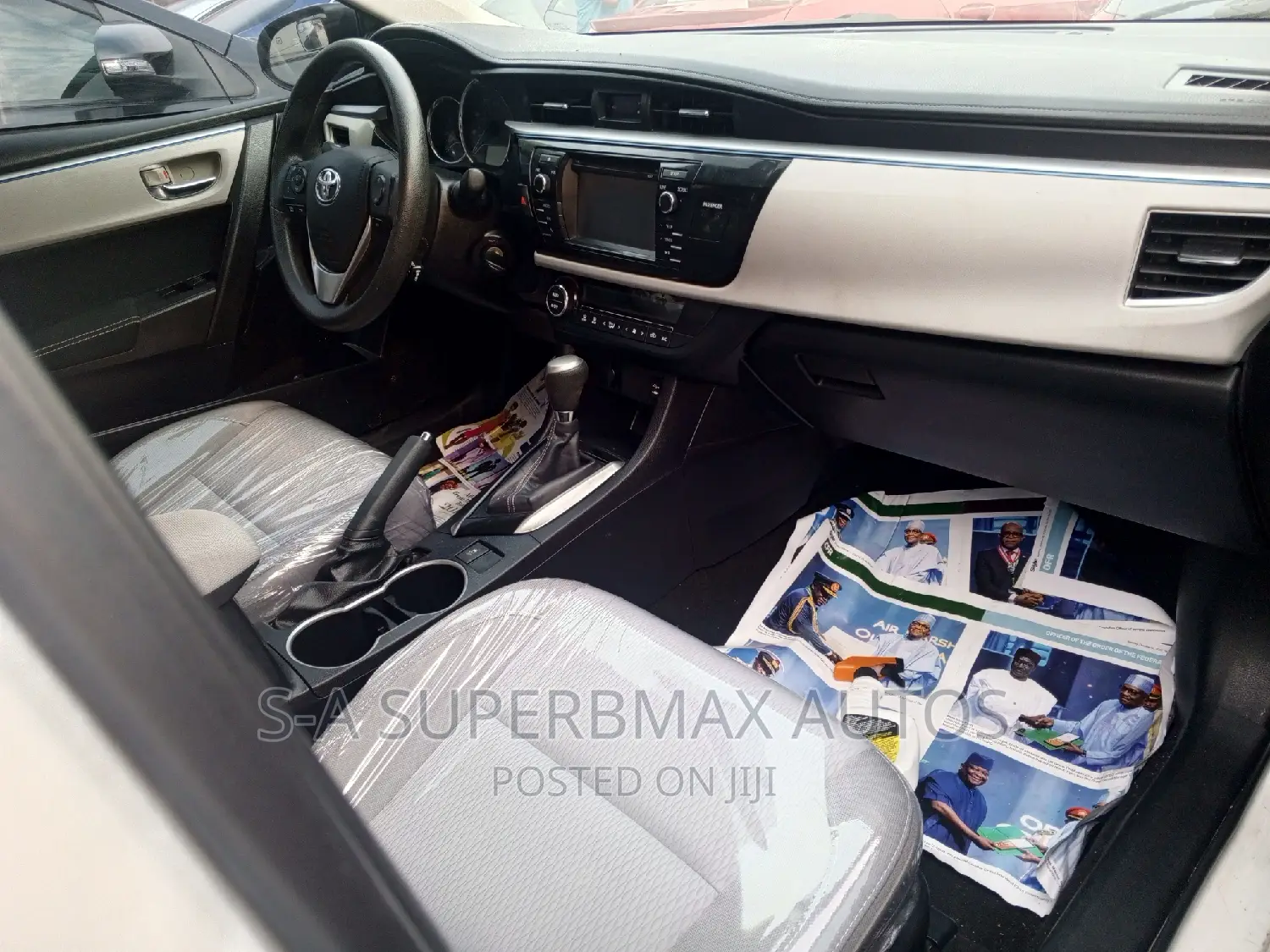 Toyota Corolla 2015 White