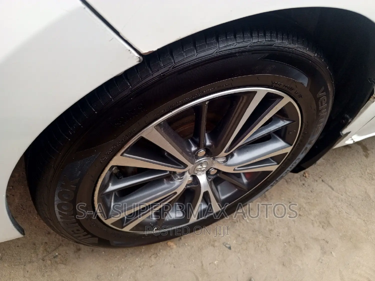 Toyota Corolla 2015 White