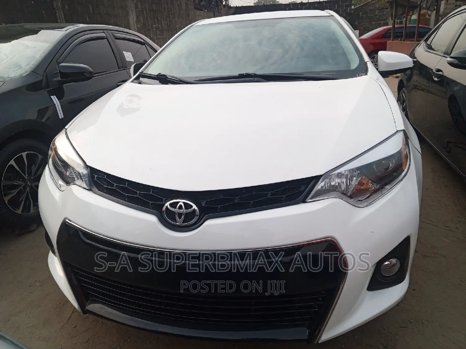 Toyota Corolla 2015 White