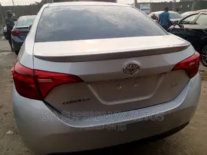Toyota Corolla 2017 Silver