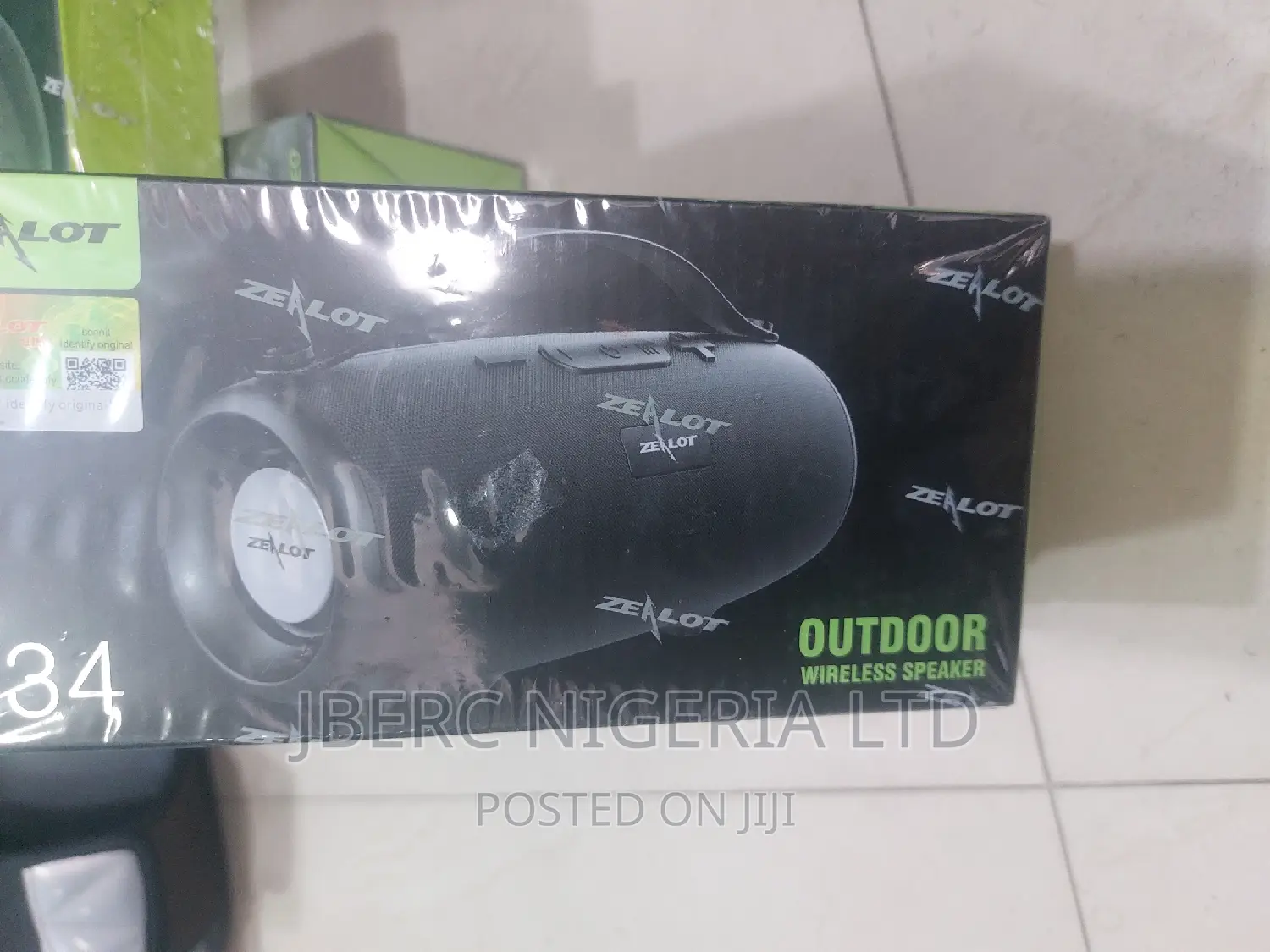 Bluetooth Speakers, Earbuds/ Earphones