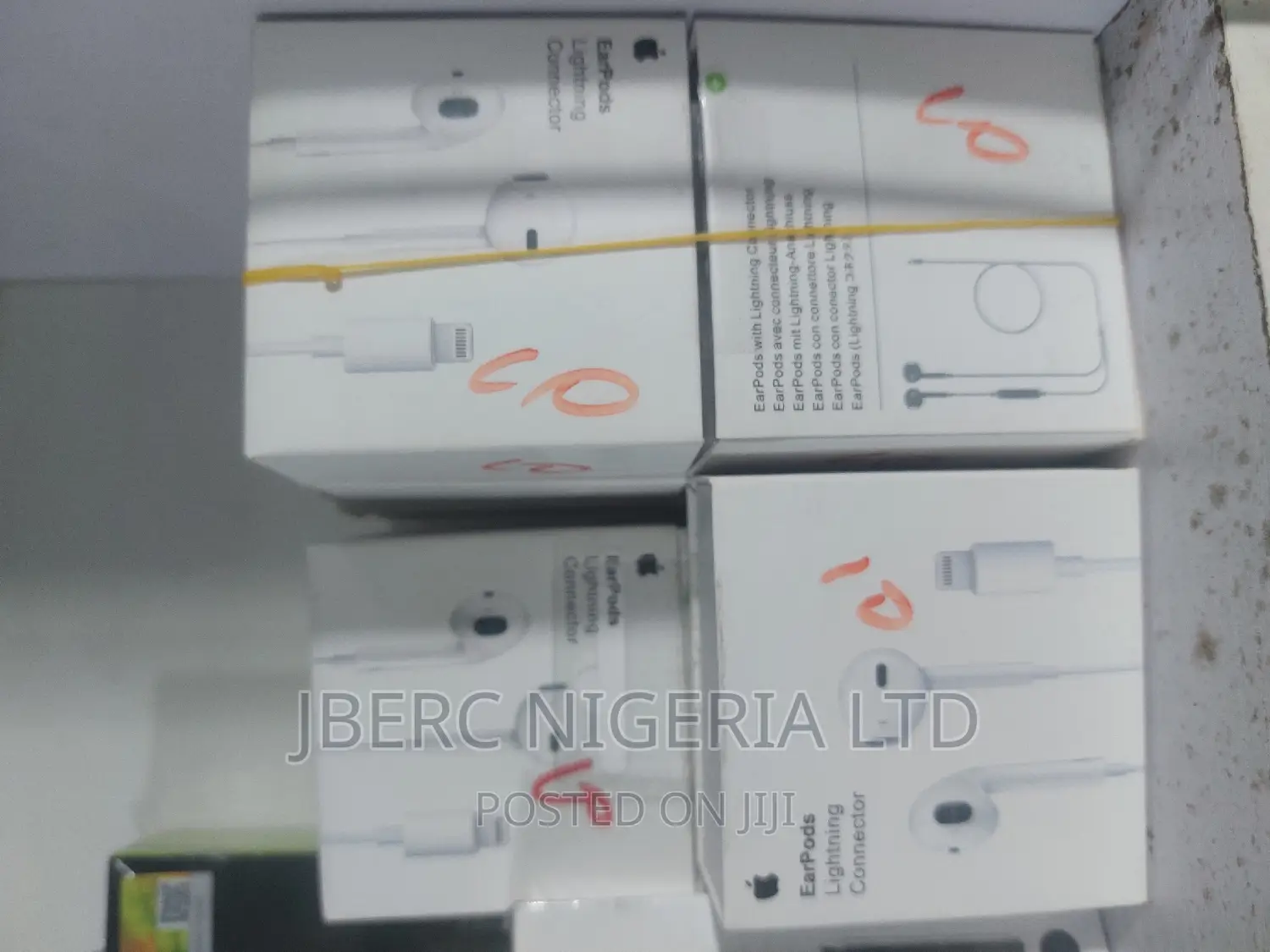 Bluetooth Speakers, Earbuds/ Earphones