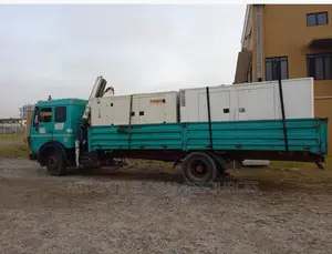 Self Loader Truck or Hiab for Equipment Movement