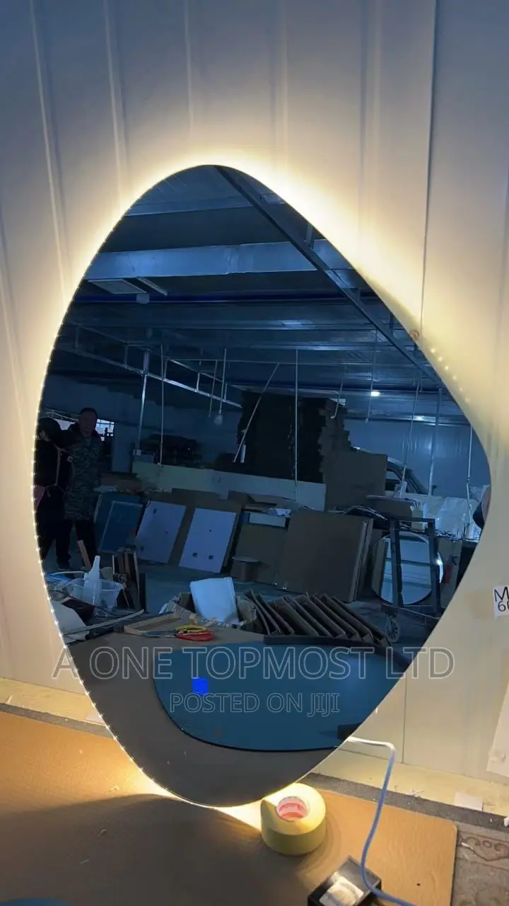 Led Mirror (80 By 60cm)