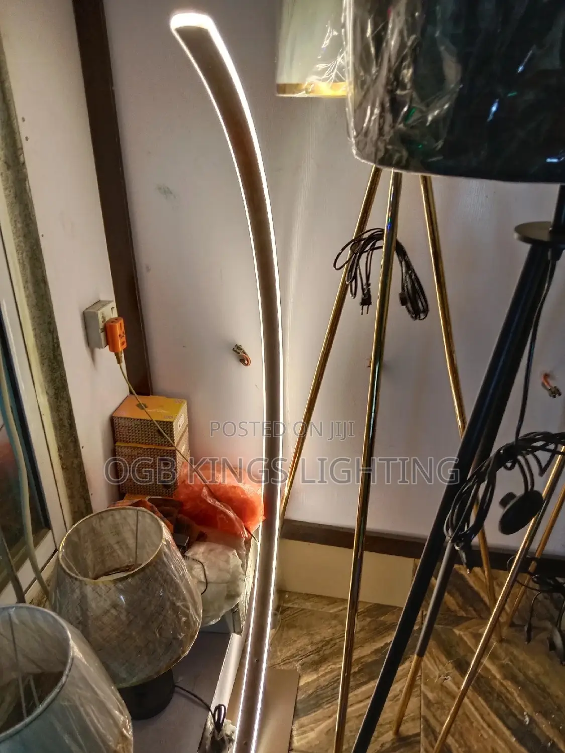 Modern LED Floor Light Indoor Standing Light