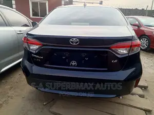 Toyota Corolla LE 2020 Blue