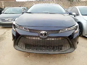 Toyota Corolla LE 2020 Blue