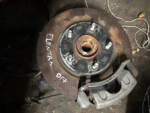 Hyundai Elantra 2017-2022 Front Hub