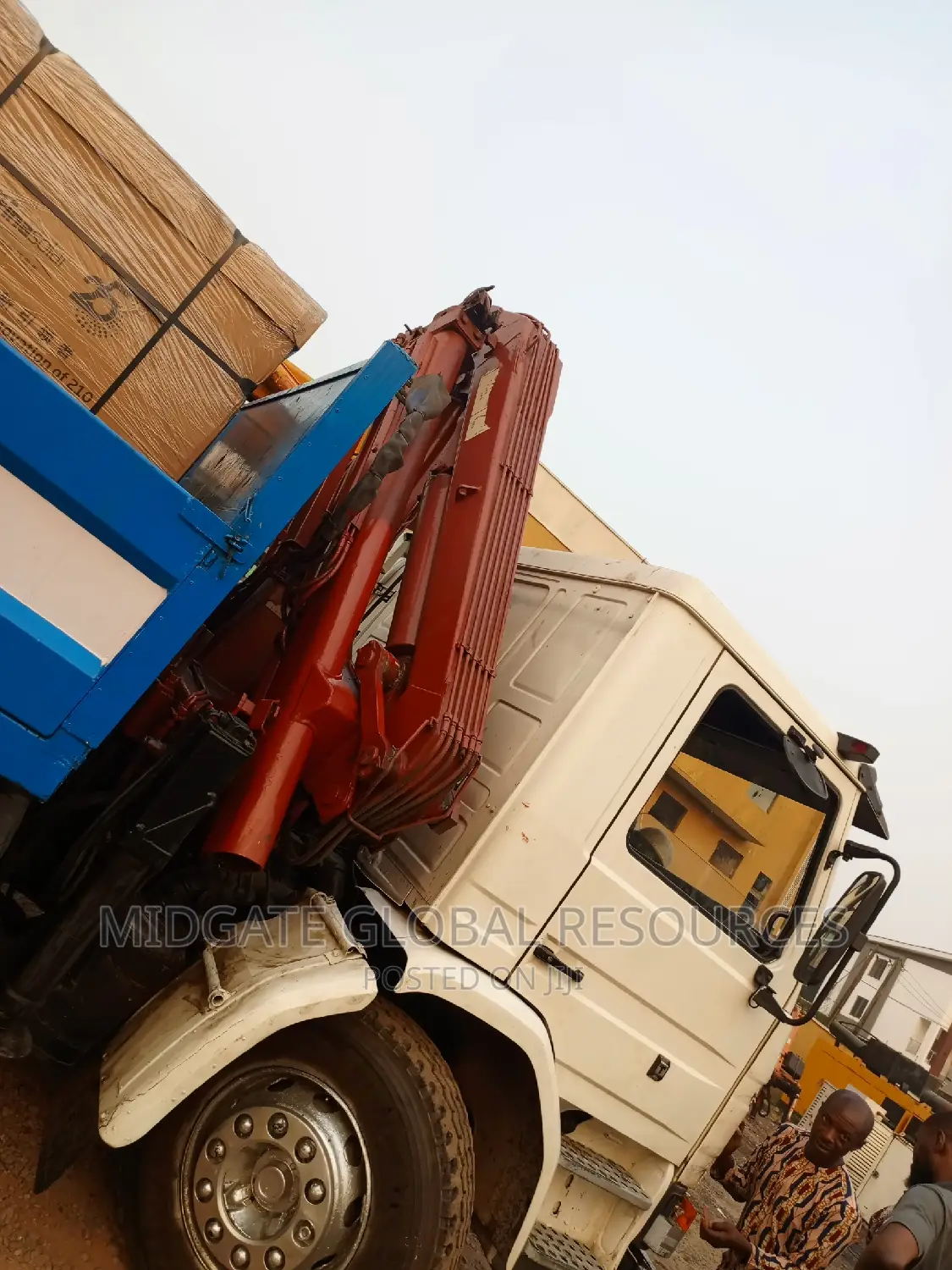 Self Loader Truck, Hiab for Rental Service