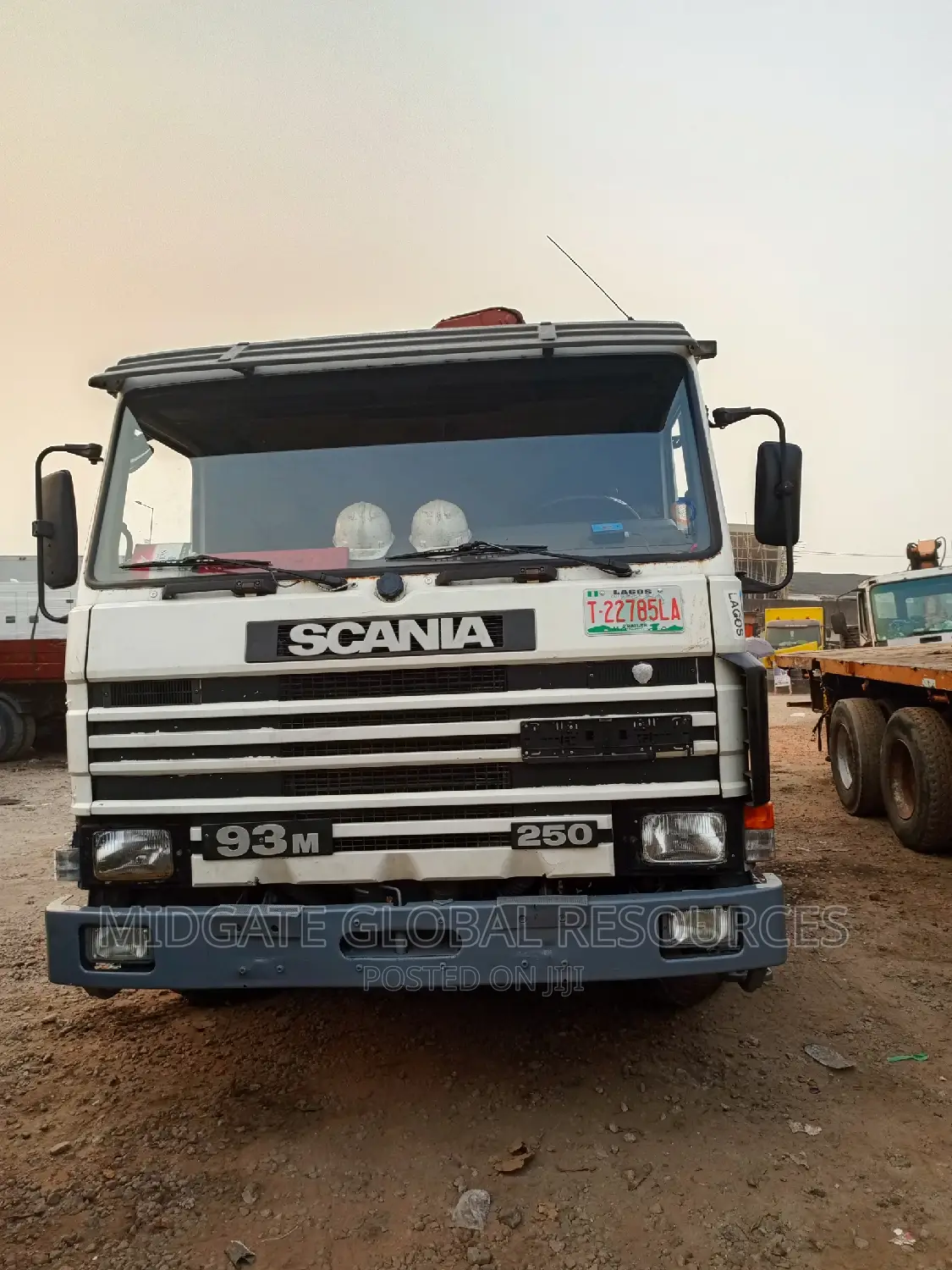 Self Loader Truck, Hiab for Rental Service