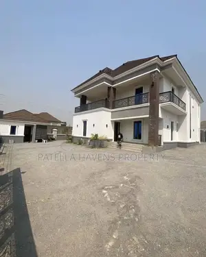 4bdrm Duplex in Galadimawa for sale