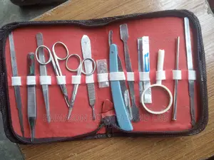 Medical Dissecting Set