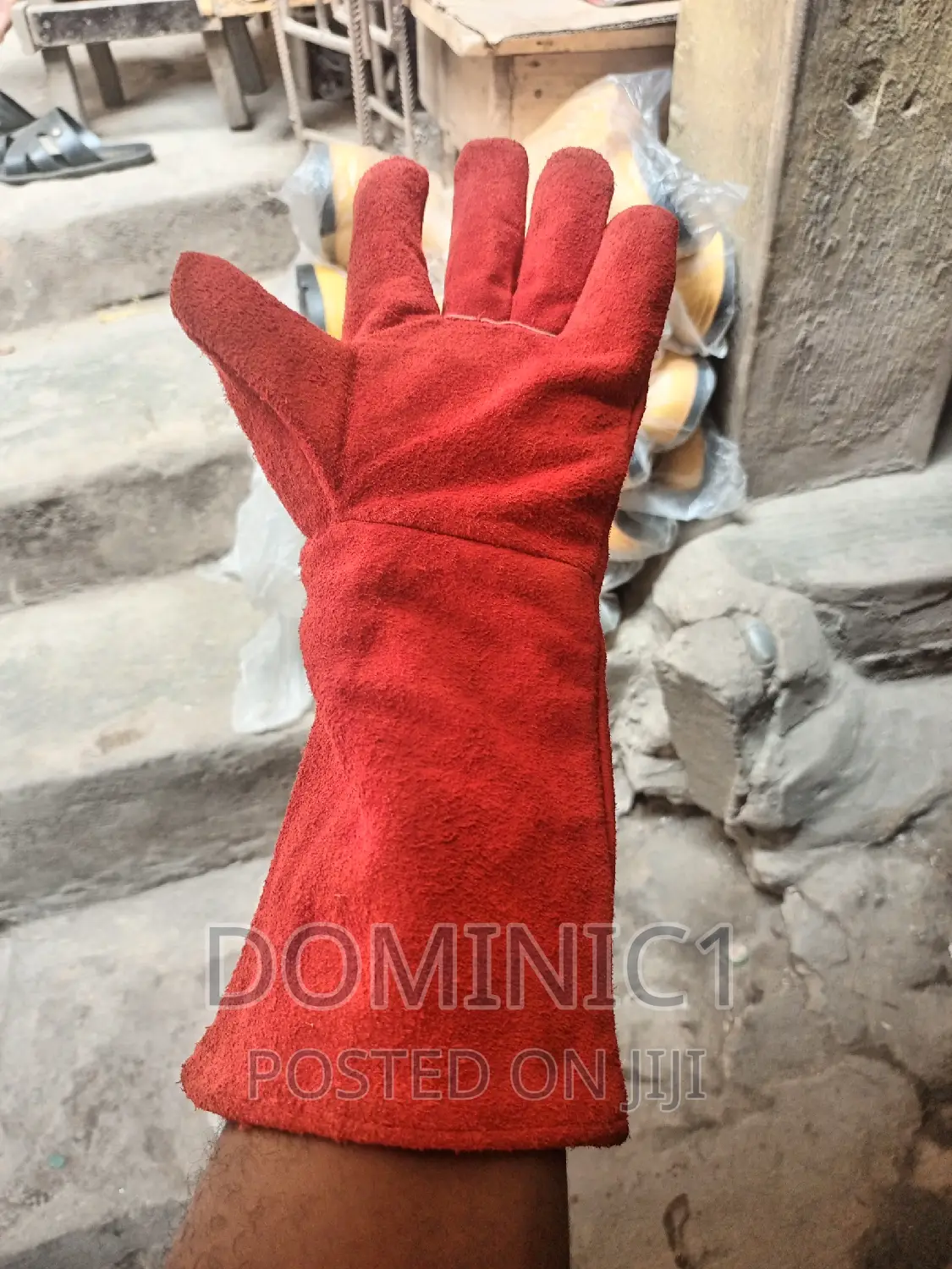 Wilding Hand Glove
