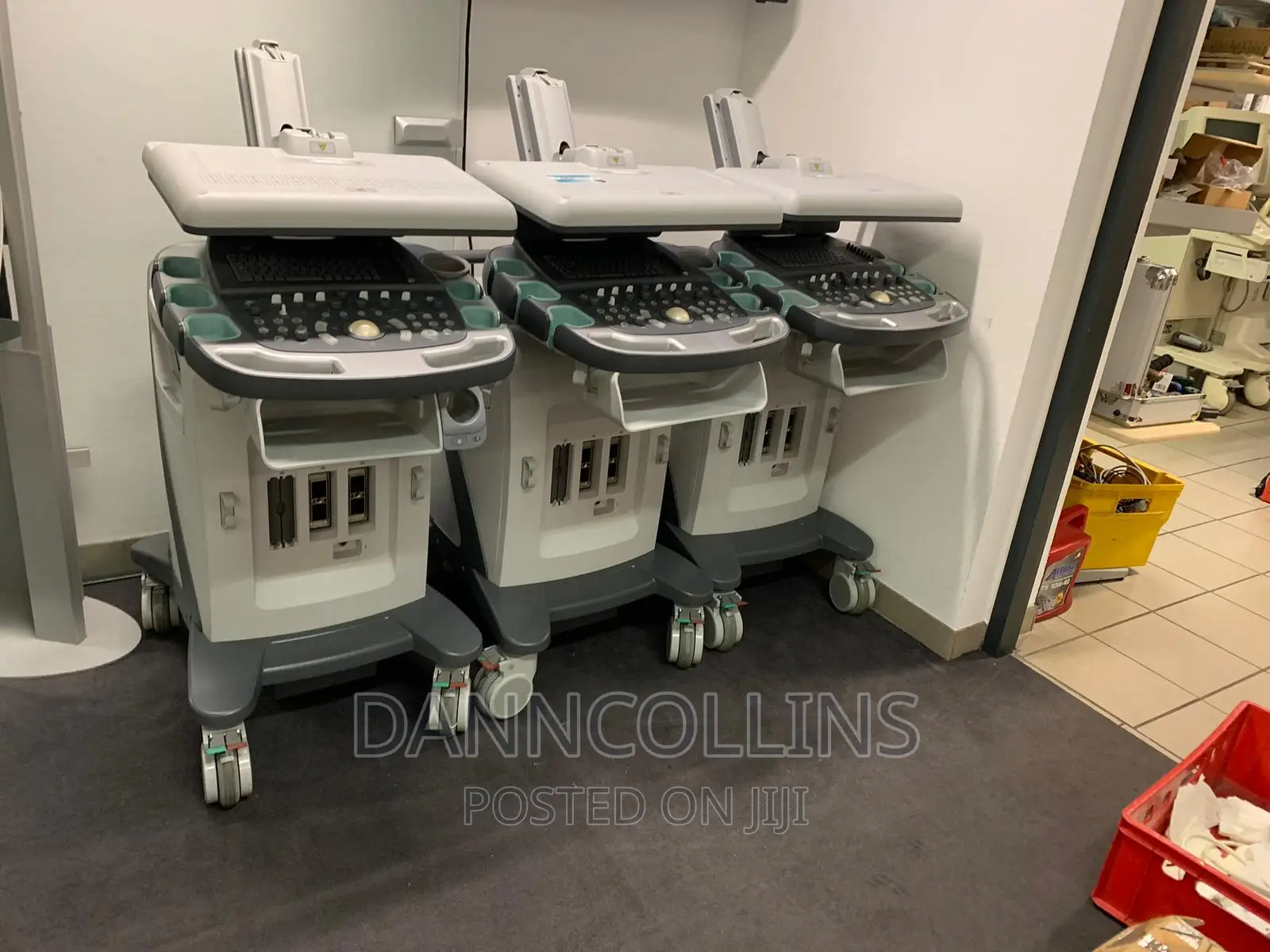 Siemens Acuson X700