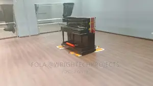 Laminate Wooden Floors