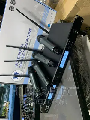 Professional SHURE 4channels Wireless Microphone