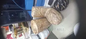 W C Egg Shape Marble Design