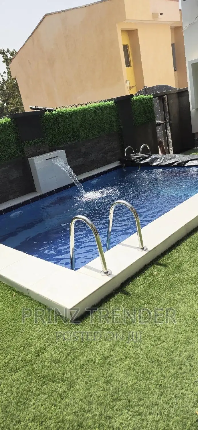 Swimming Pool Construction Giant