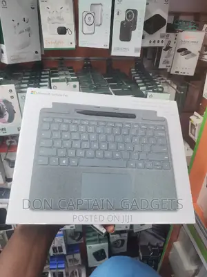 Microsoft Surface Pro Signature Keyboard With Slim Pen 2