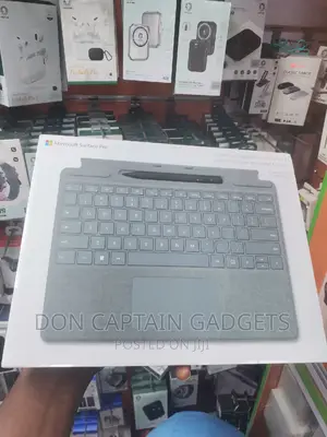 Microsoft Surface Pro Signature Keyboard With Slim Pen 2