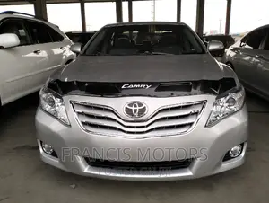 Toyota Camry 2010 Gray