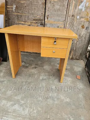 3 Feet Table