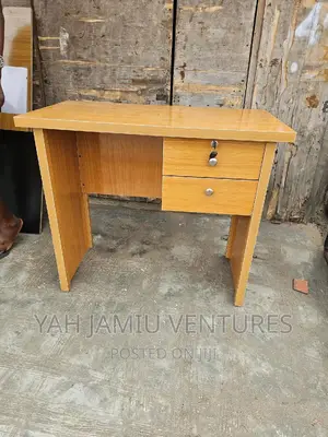 3 Feet Table
