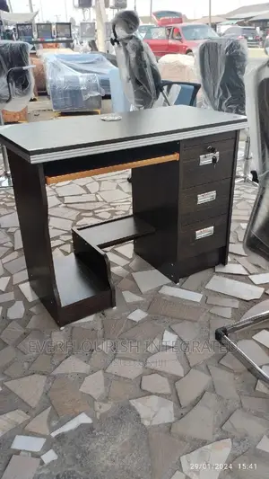 Office Table for Home and Office Use