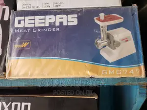 Geepas Meat Grinder 1000watts