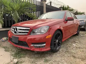 Mercedes-Benz C300 2012 Red
