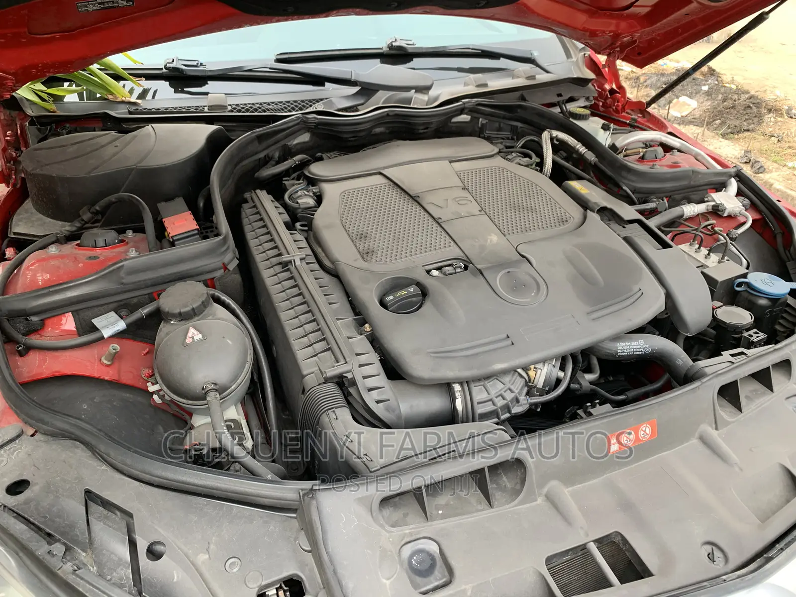Mercedes-Benz C300 2012 Red