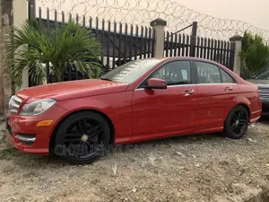 Mercedes-Benz C300 2012 Red