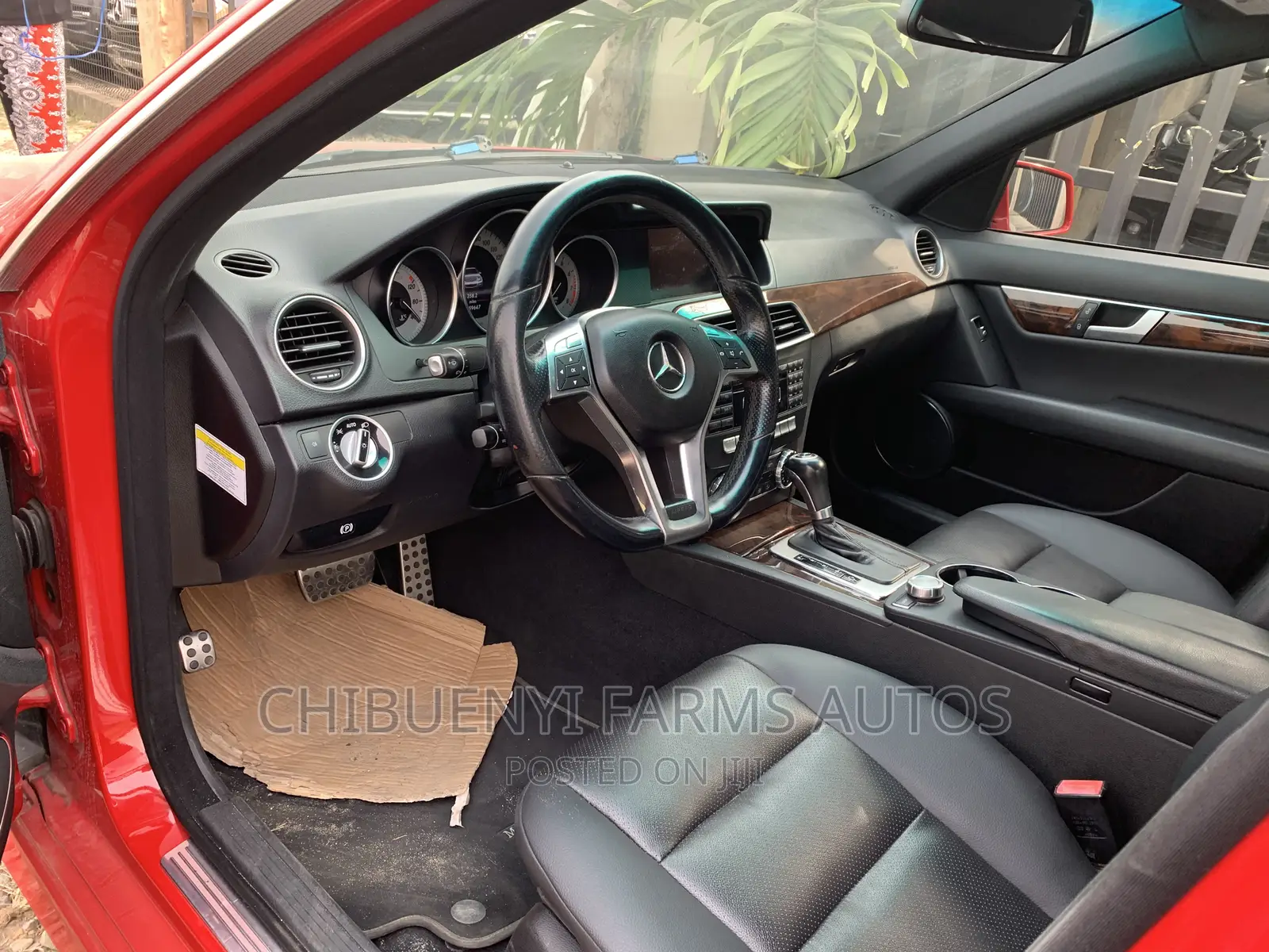 Mercedes-Benz C300 2012 Red