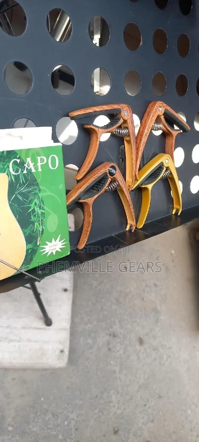 Quality Acoustic Guitar Capos