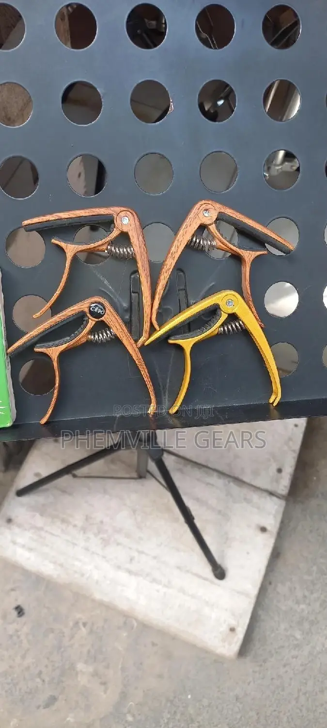 Quality Acoustic Guitar Capos