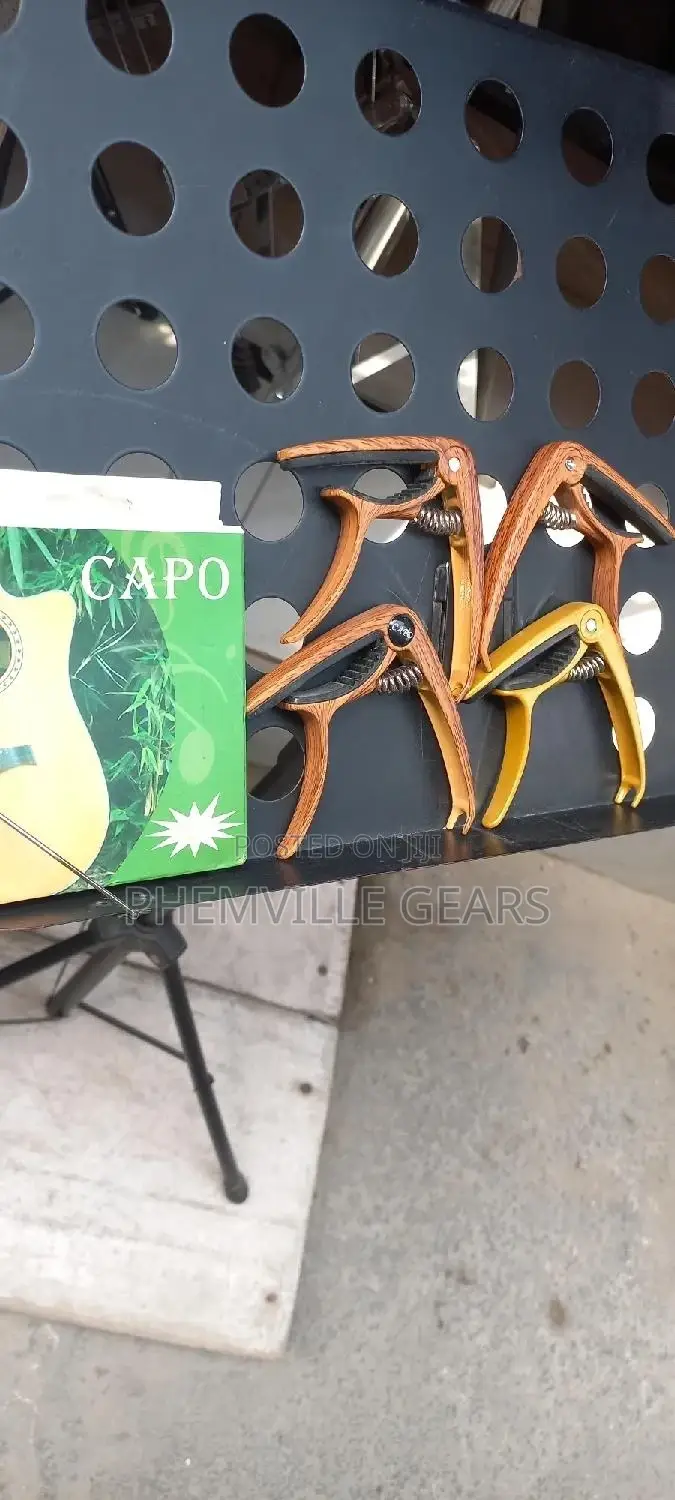 Quality Acoustic Guitar Capos