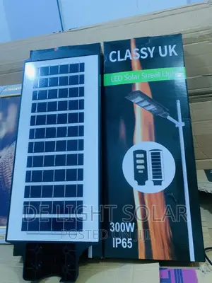 300w IP65 Solar Street Light
