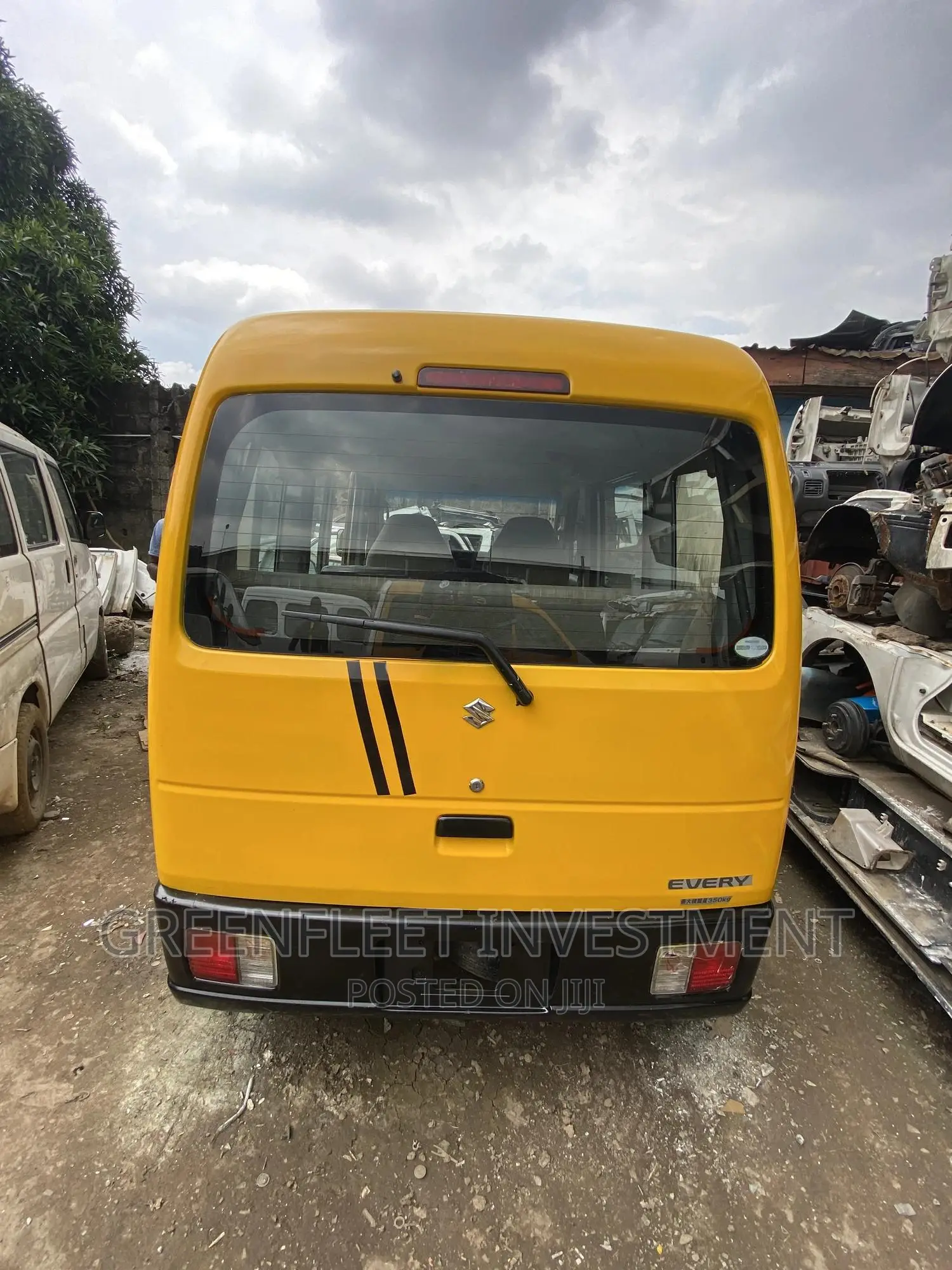 Suzuki Every 2012 Yellow