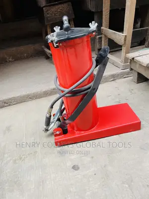 Foot Grease Bucket