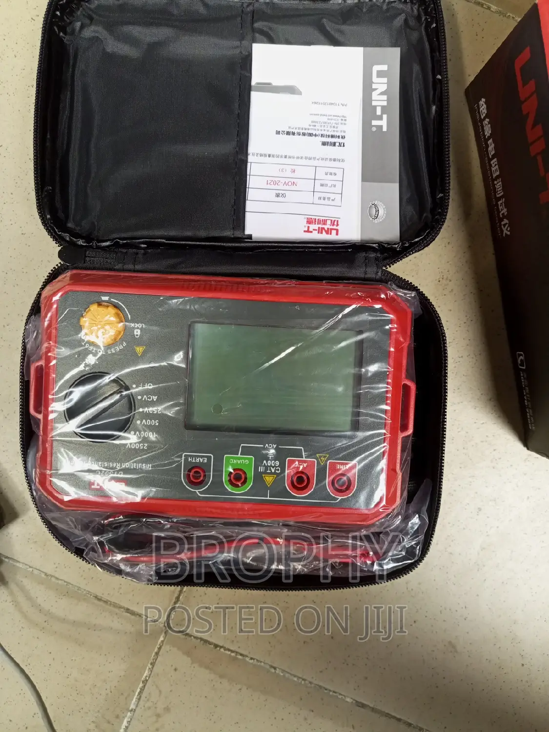 UNI-T UT502C 20GΩ 2500V High Insulation Resistance Tester