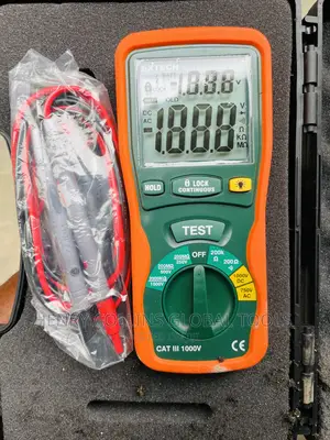 Digital Insulation Tester