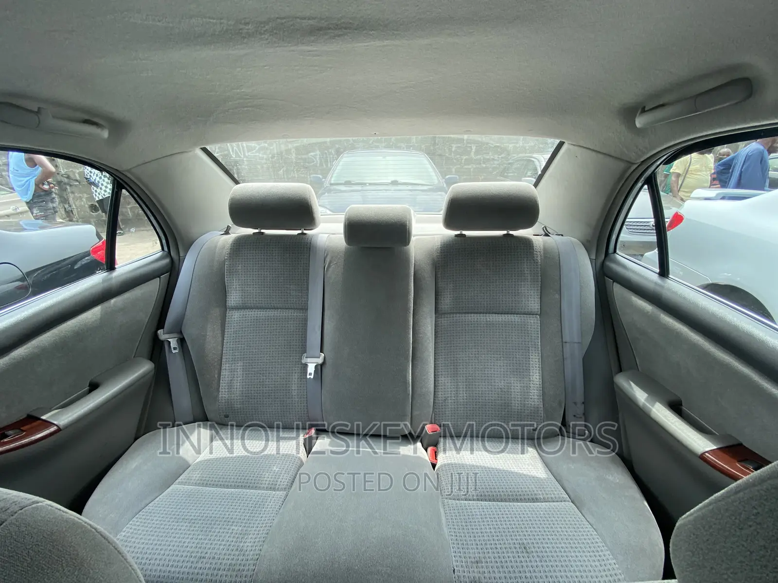 Toyota Corolla LE 2005 Silver